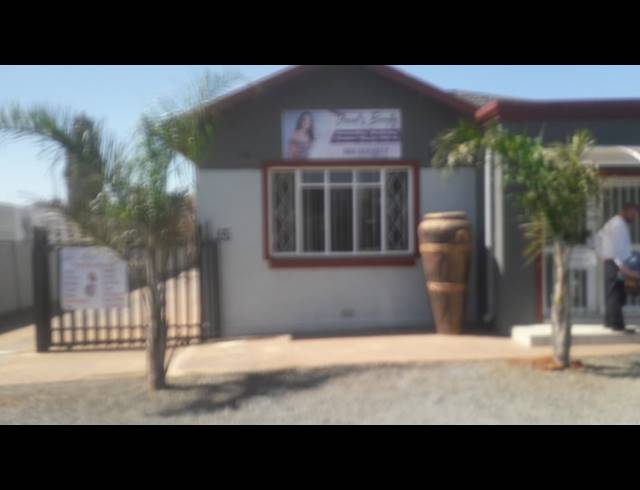 24.80M² OFFICE TO LET IN DALVIEW